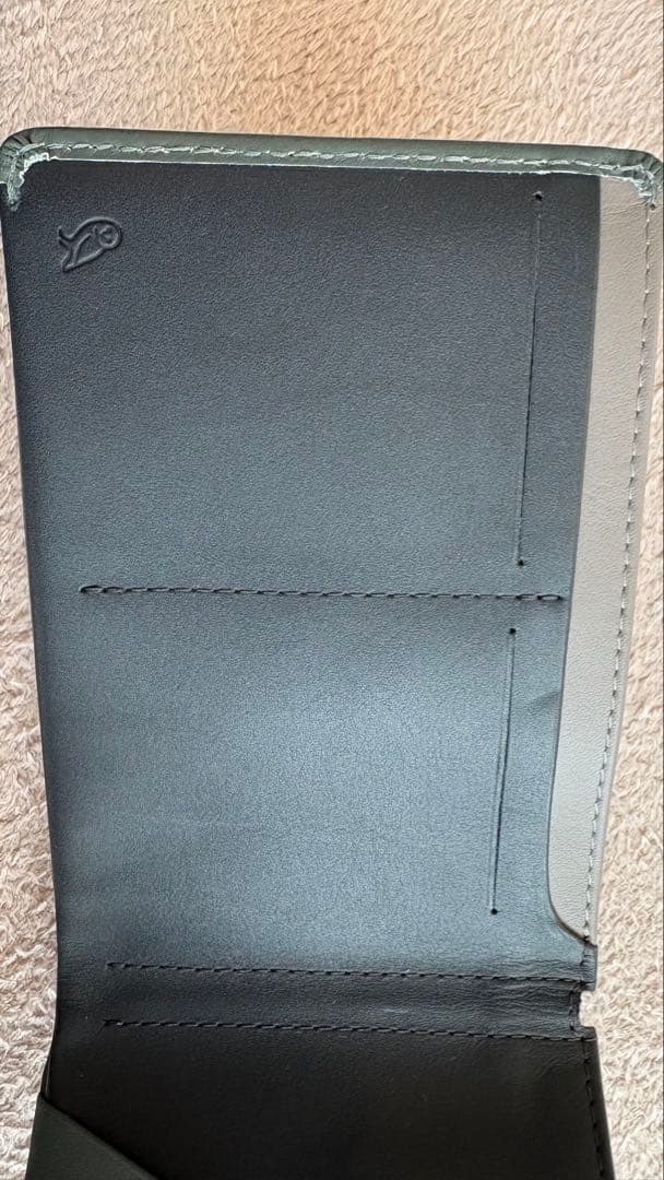 ベルロイ Travel Wallet RFID保護 everglade