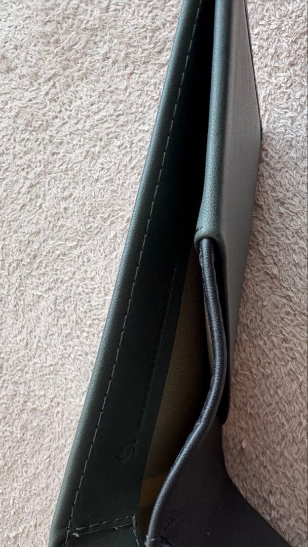 ベルロイ Travel Wallet RFID保護 everglade