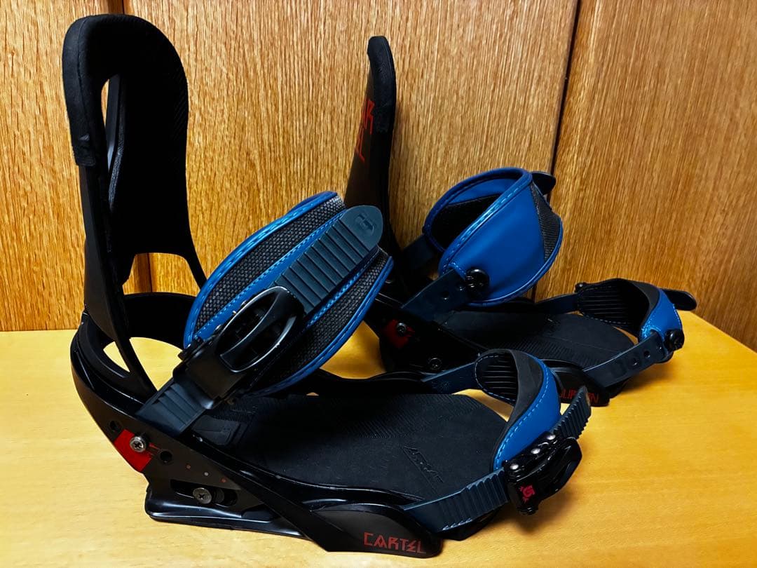 バートン【カーテルCARTEL（メンズSサイズ）】黒×ネイビー