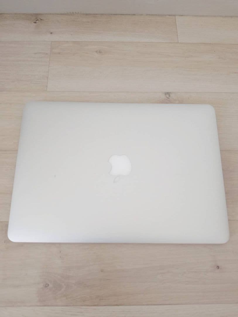【超希少】MacBook Air 13