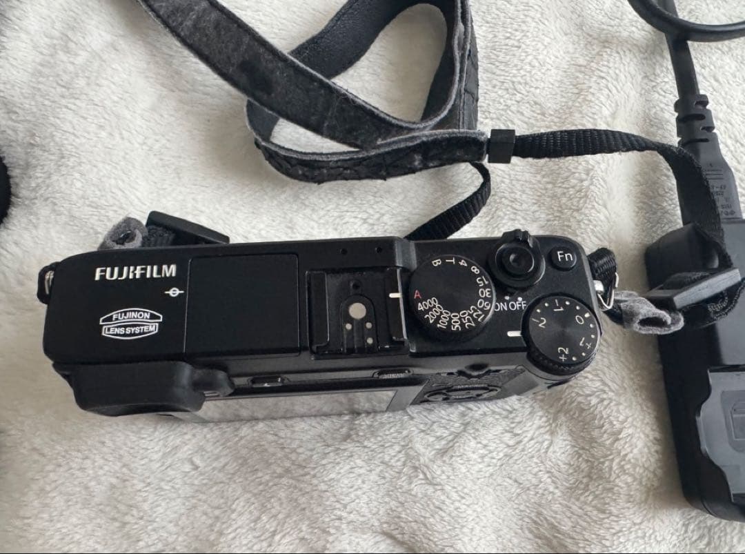 FUJIFILM X-E1 + 2本のレンズセット