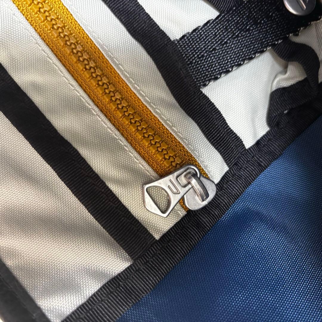 DIESEL✨大容量メッセンジャーバッグ　レザー×ナイロン　ロゴ刻印　y2k