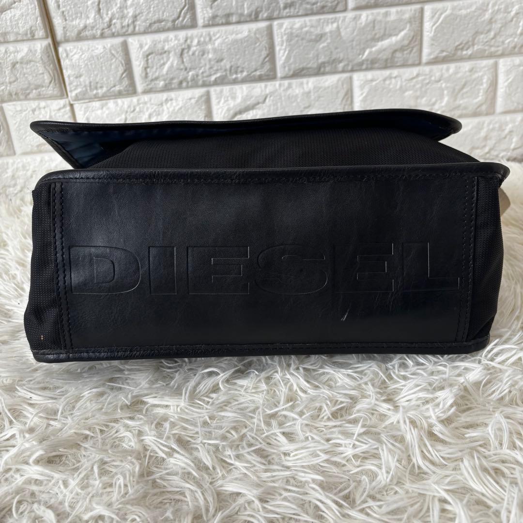 DIESEL✨大容量メッセンジャーバッグ　レザー×ナイロン　ロゴ刻印　y2k