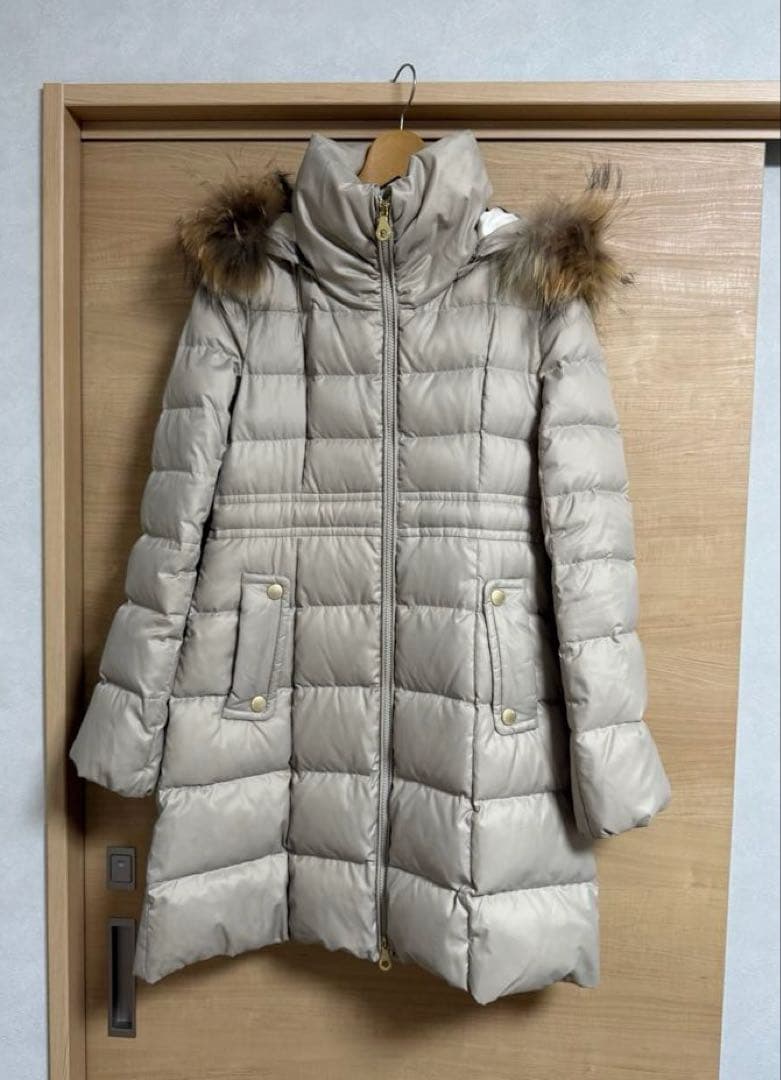 ブルーレーベルクレストブリッジ　ダウンコート