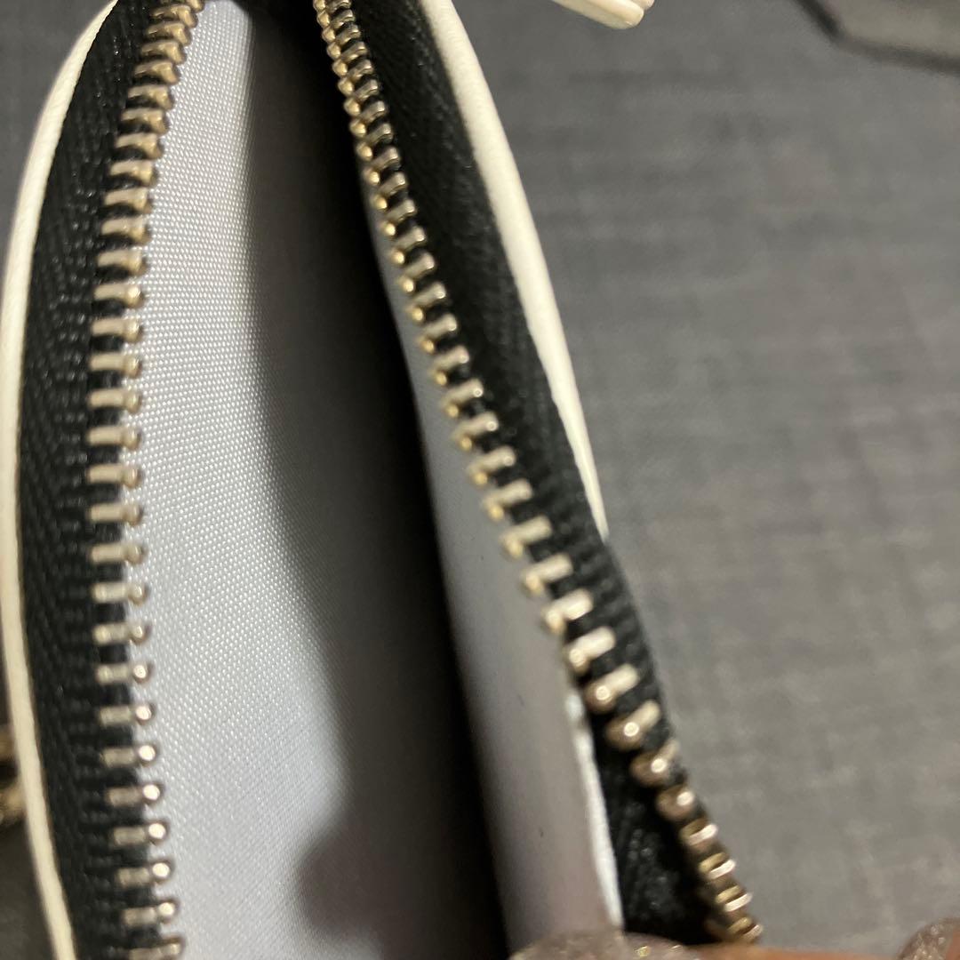 ajew ハート　iPhoneケース