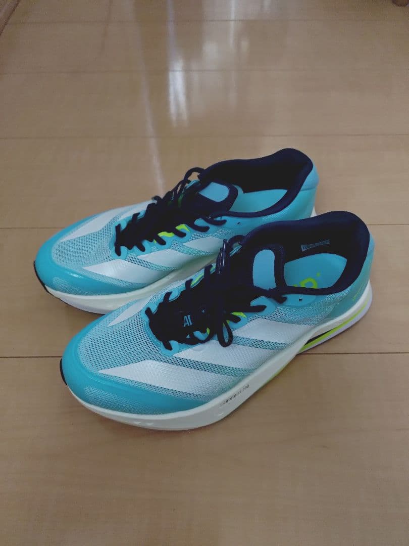 アディダス　アディゼロボストン13