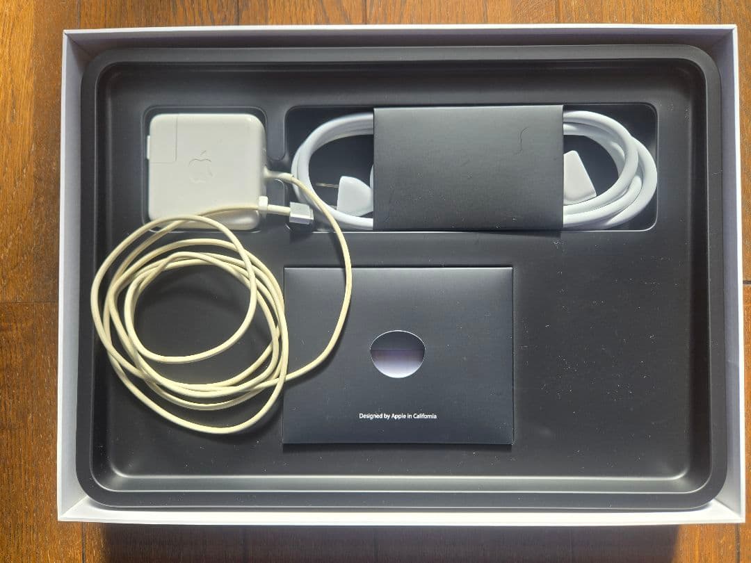 Apple MacBook air 箱付き 13inch