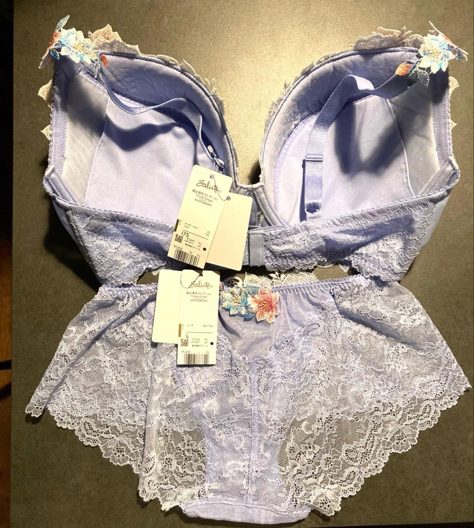 サルート　09グループ