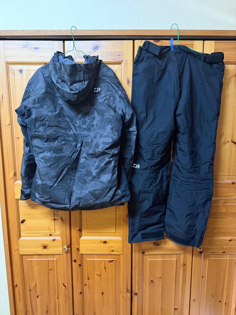ダイワ　DW-1922 GORE-TEX ウィンタースーツ　ブラックカモ