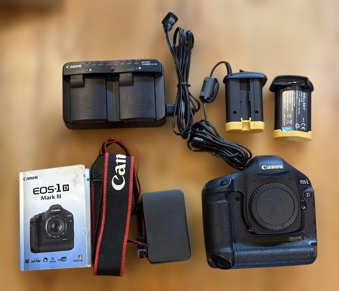 海*様 Canon EOS-1D Mark III 本体と付属品　箱あり　中古品