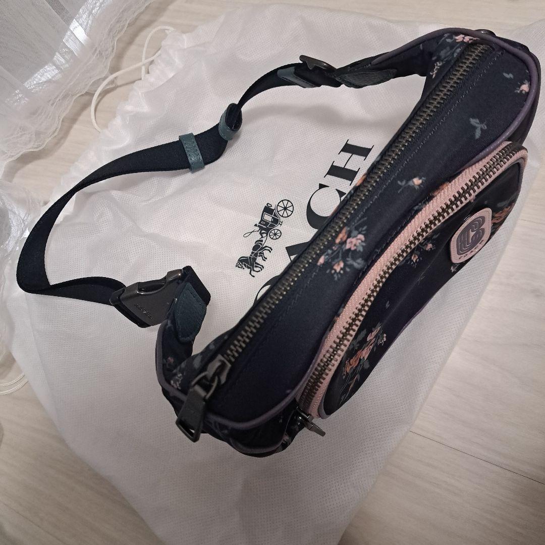 『Rie』coachウエストバッグ/ウエストポーチボディバッグベルトバッグ