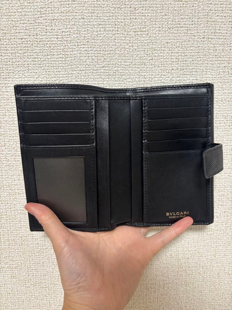 BVLGARI ブラックレザー長財布