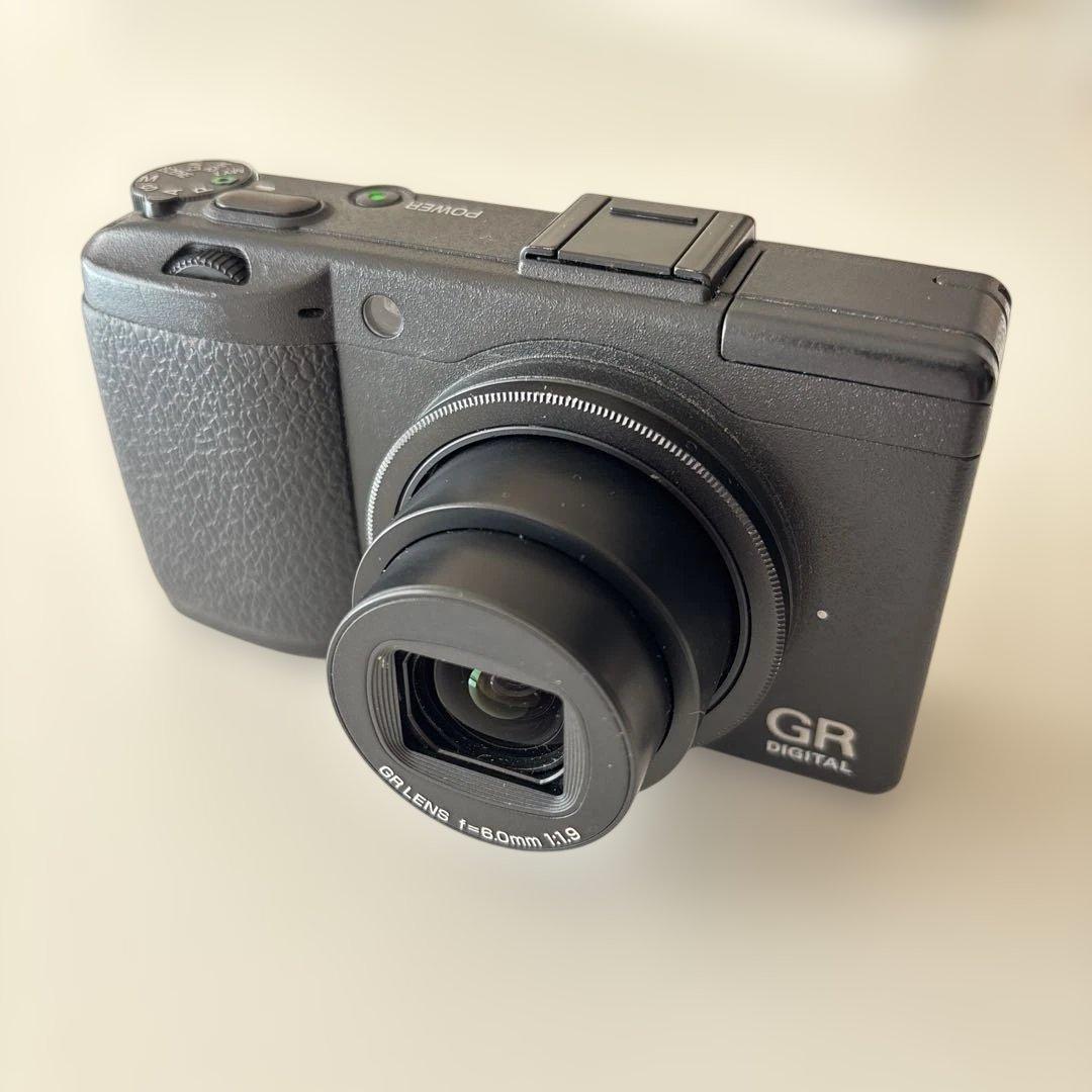 RICOH　GR DIGITALⅢ ショット数多め 異音あり