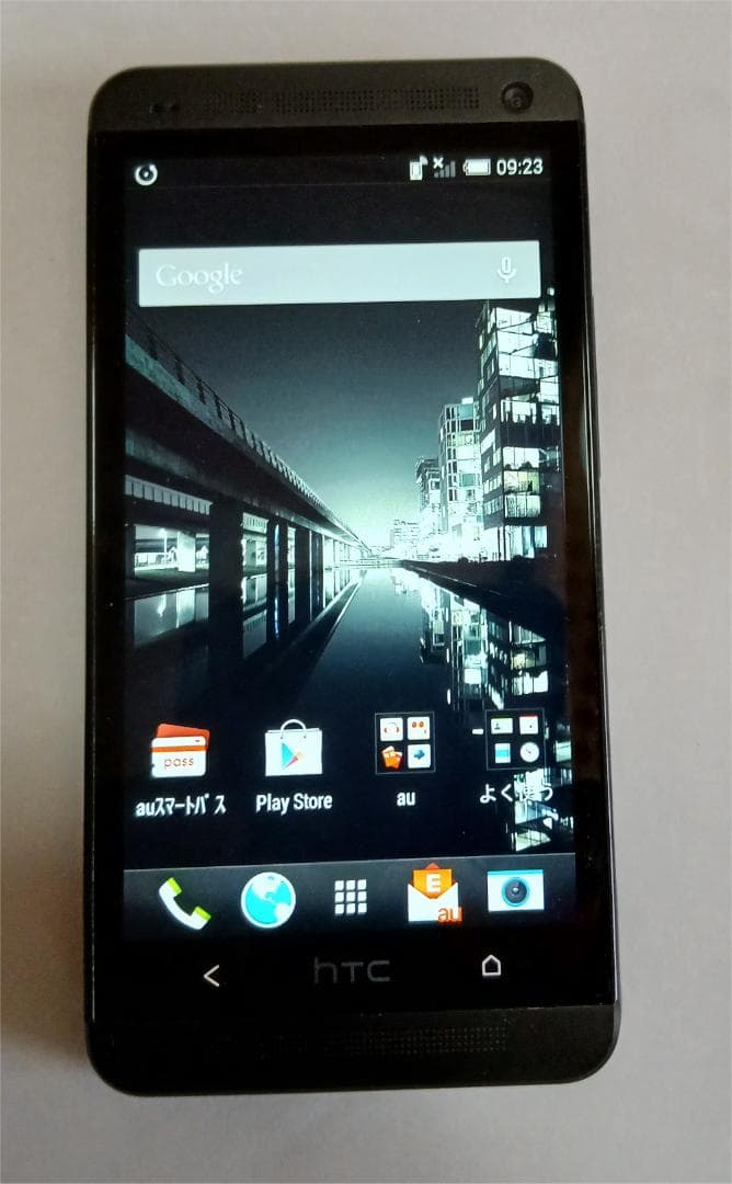 AU HTC L22 J ONE BEATS Android 32GB 極上状態
