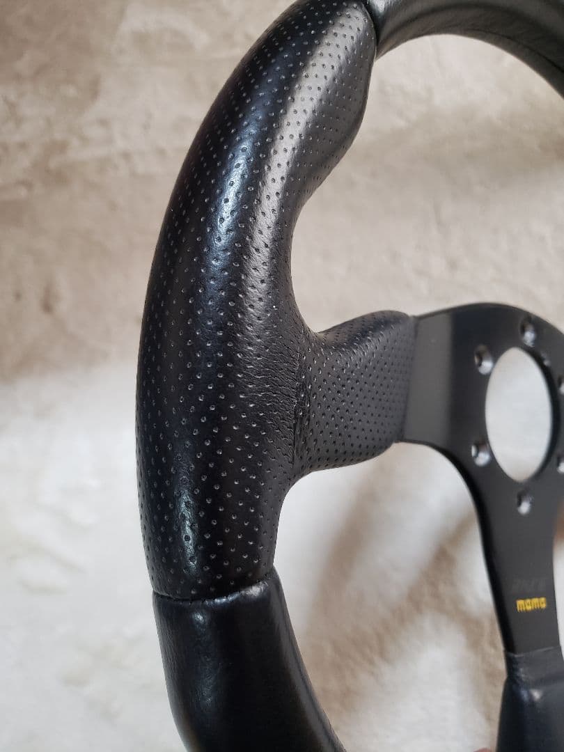 MOMO race ステアリング モモレース 約Φ35