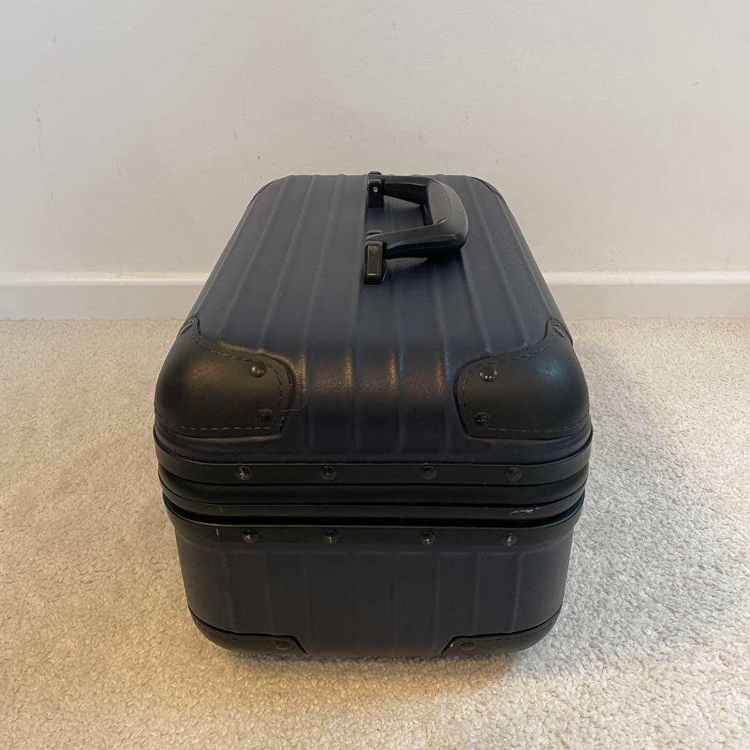 RIMOWA Samba Nova ビューティーケース 18L マットブルー