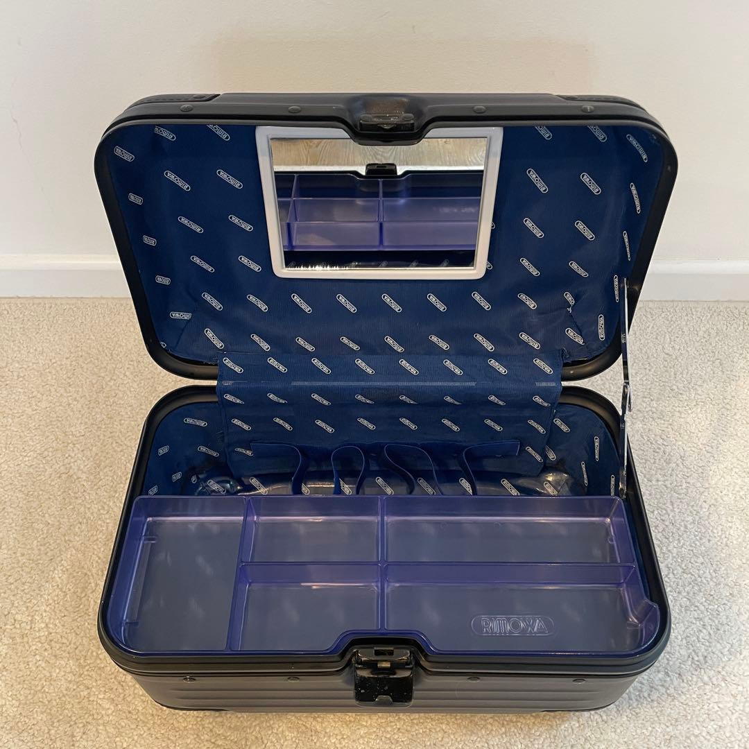RIMOWA Samba Nova ビューティーケース 18L マットブルー