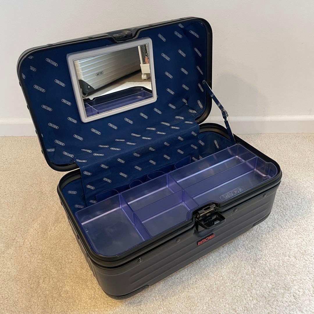 RIMOWA Samba Nova ビューティーケース 18L マットブルー