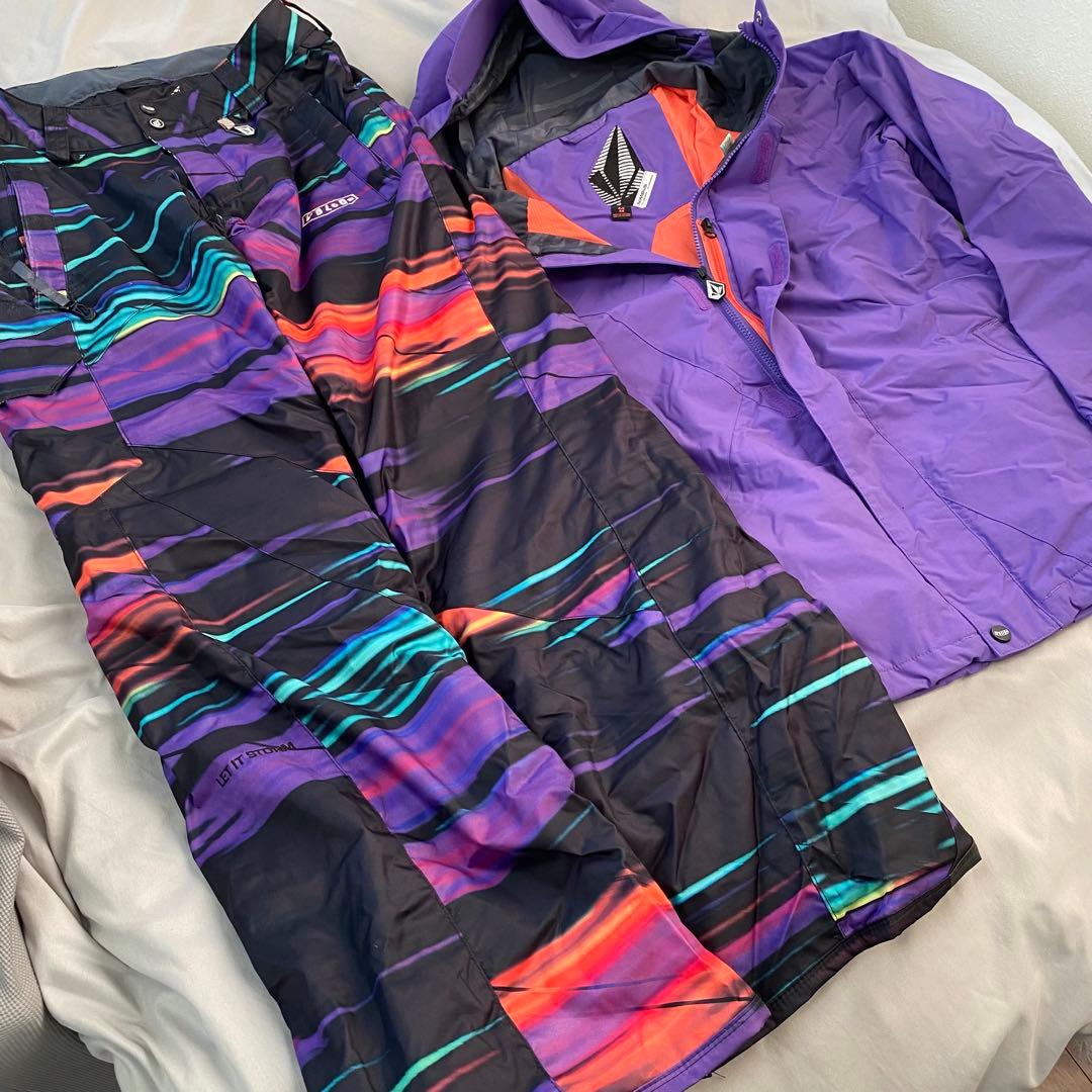 VOLCOM（ボルコム）スノーボードウェア×上下セット