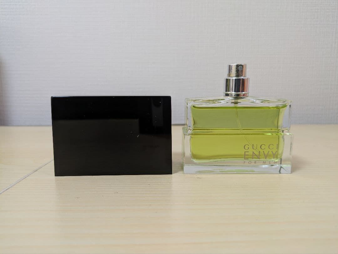 グッチ エンヴィフォーメン プールオム オードトワレ 50ml