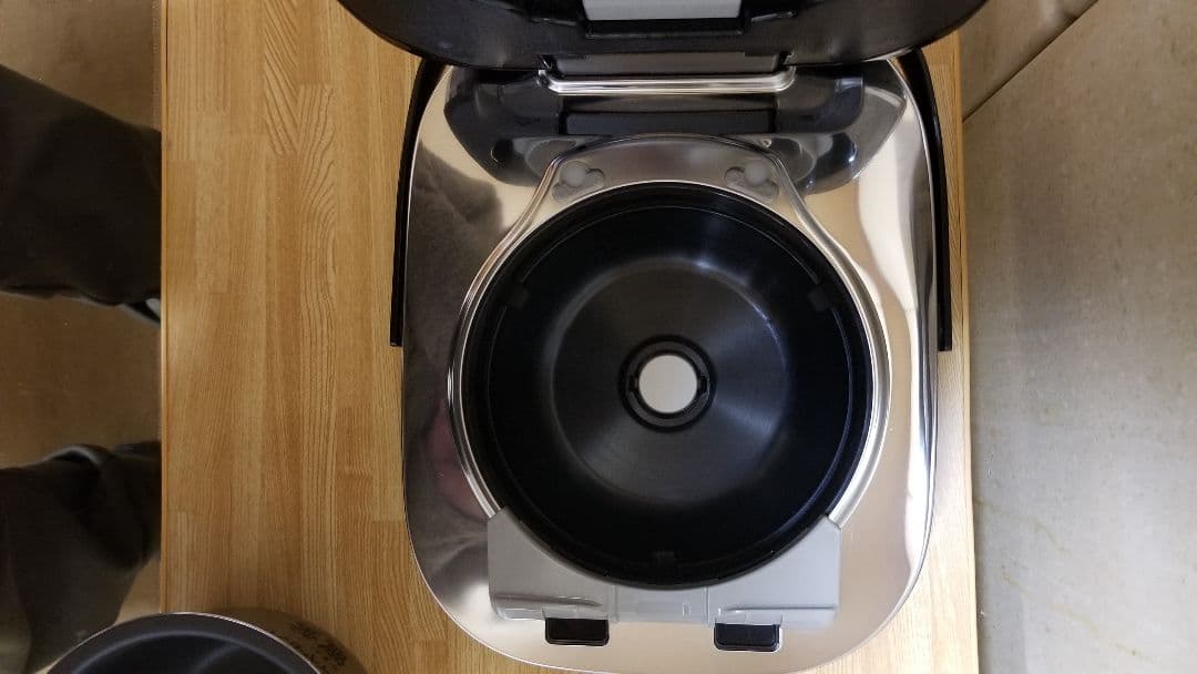 ☆2023年製☆美品☆パナソニック圧力IH炊飯器 バックライト液晶画面搭載