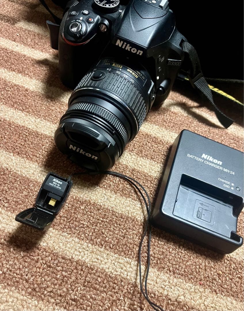 Nikon デジタル一眼レフカメラ　D3300 バッグ付き
