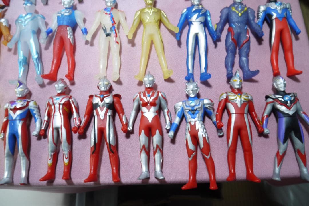 ウルトラヒーローシリーズ500　ウルトラ怪獣シリーズ500　ソフビ　77体