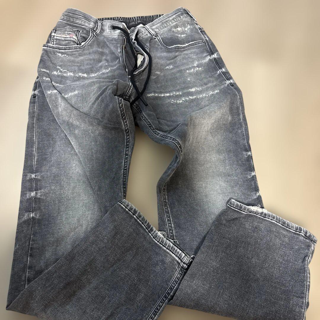 2025/Diesel 30 ダメージ加工 グレー デニムジーンズ