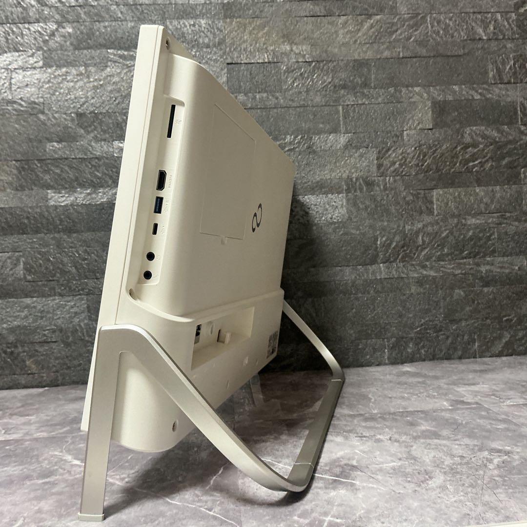 FUJITSU corei7 ハイスペック 一体型 メモリ16GB 新品SSD