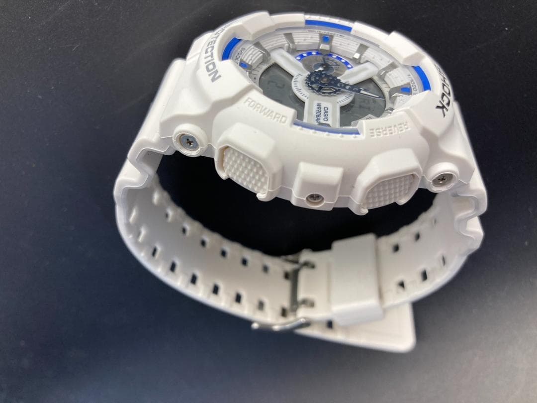 レアカラー カシオ G-SHOCK GA-110HC ホワイト/ブルー 箱説付