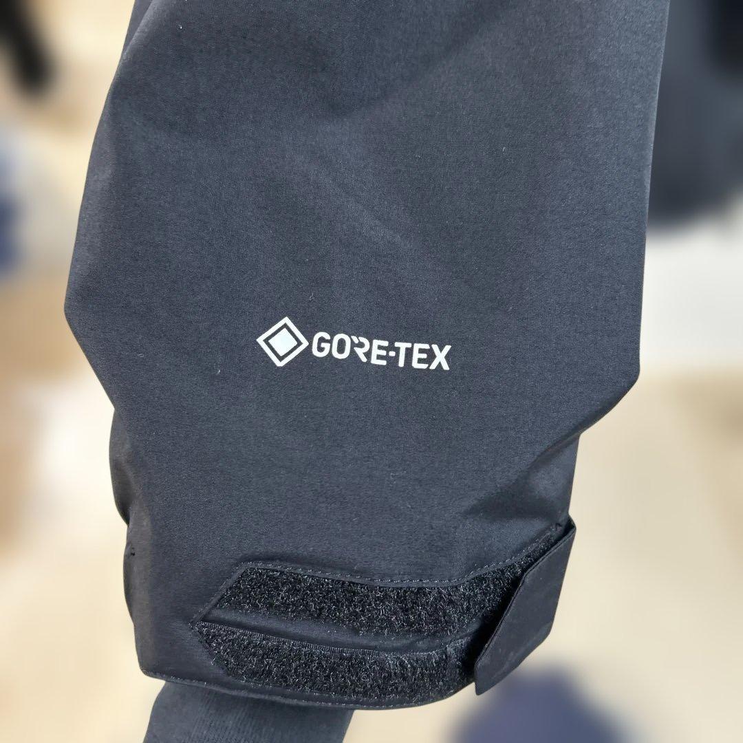 【美品】 VOLCOM L Gore-Tex Jacket 22-23 即買可