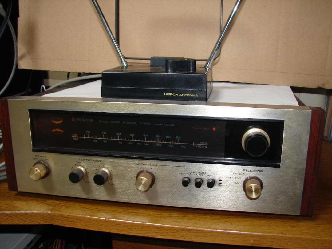 Pioneer Stereo Tuner TX-90（製造番号：QB 6285）