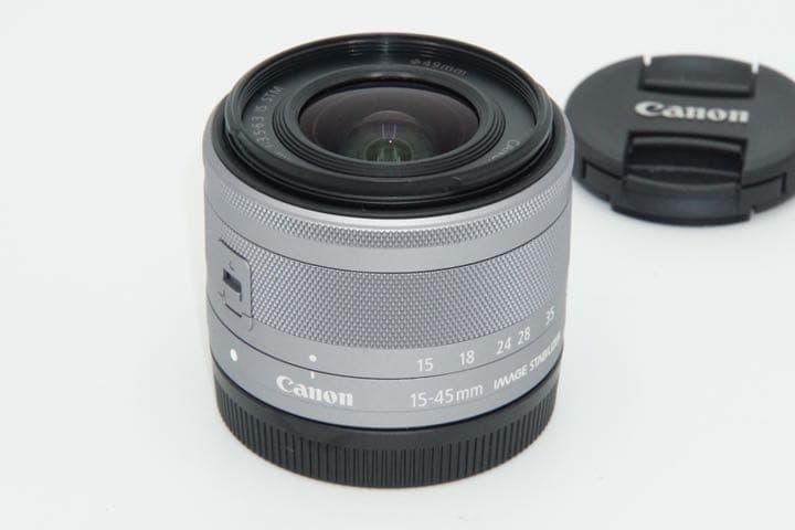 Canon EF-M15-45F3.5-6.3 IS STM シルバー