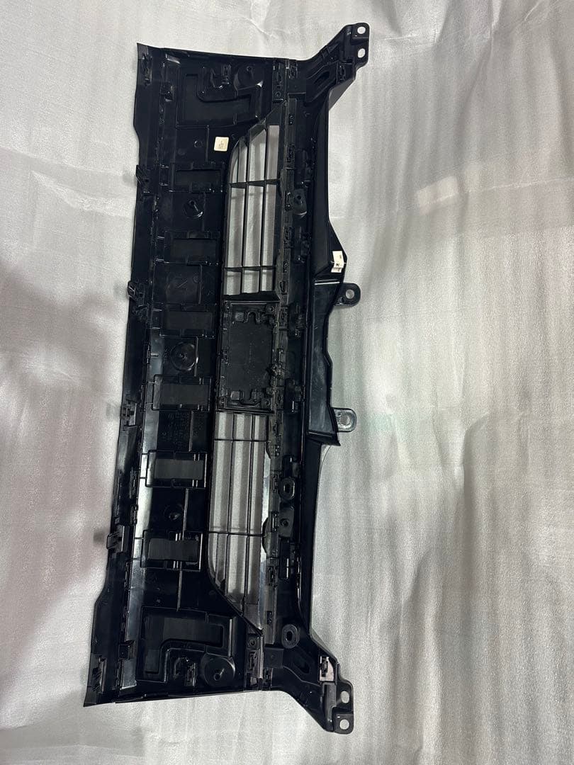 トヨタ純正　ハイエース　フロントグリル 200系　後期