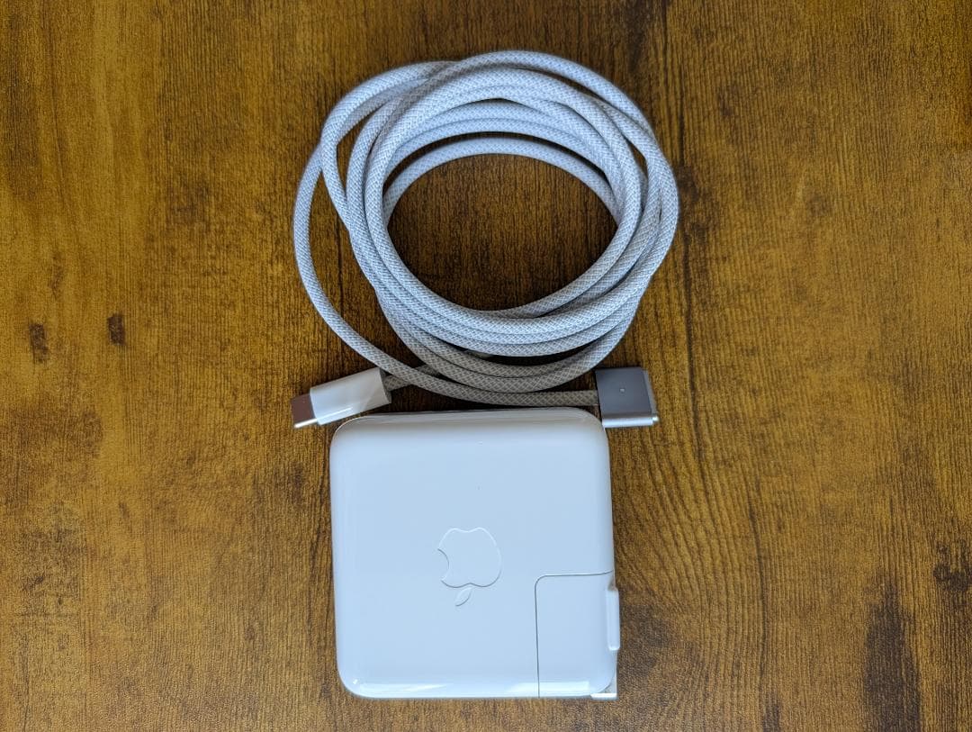 【ほぼ】MacBook Pro 14インチ M3 24GB 512GB