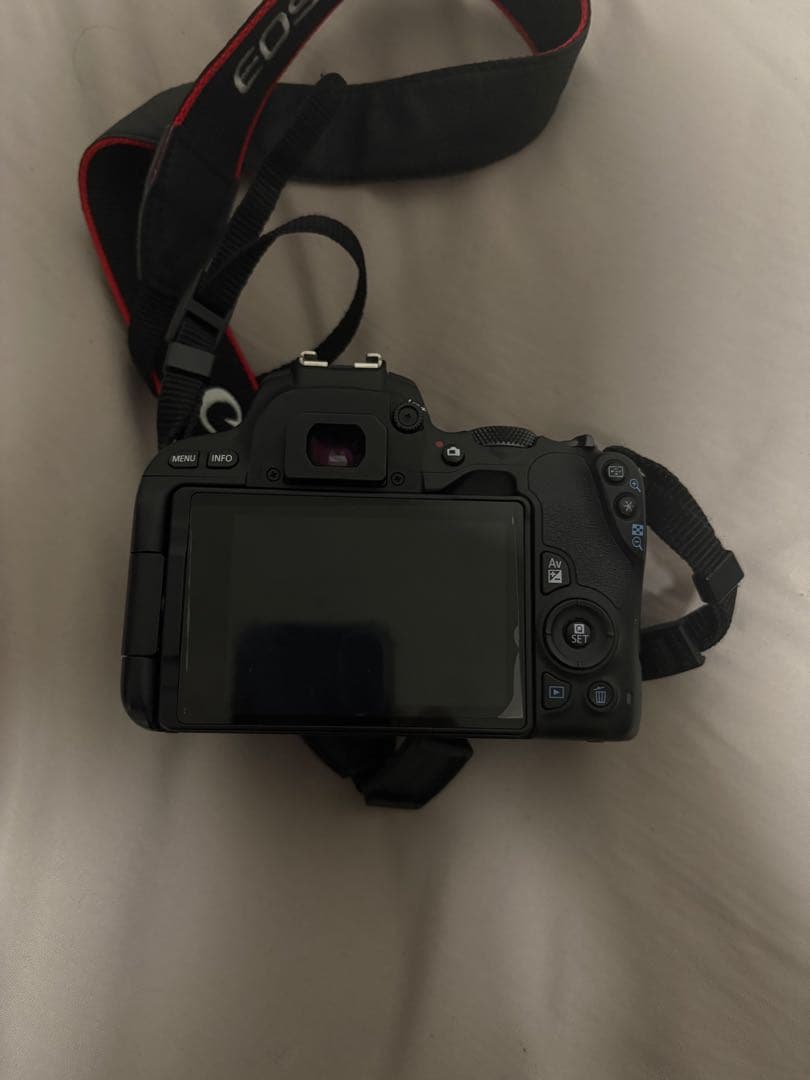 Canon EOS Kiss X9 デジタル一眼レフセット