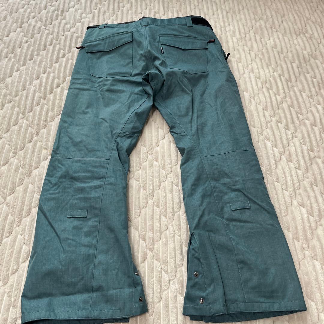 スノボウェア　黒　グレー　ポンタペス　ブラック