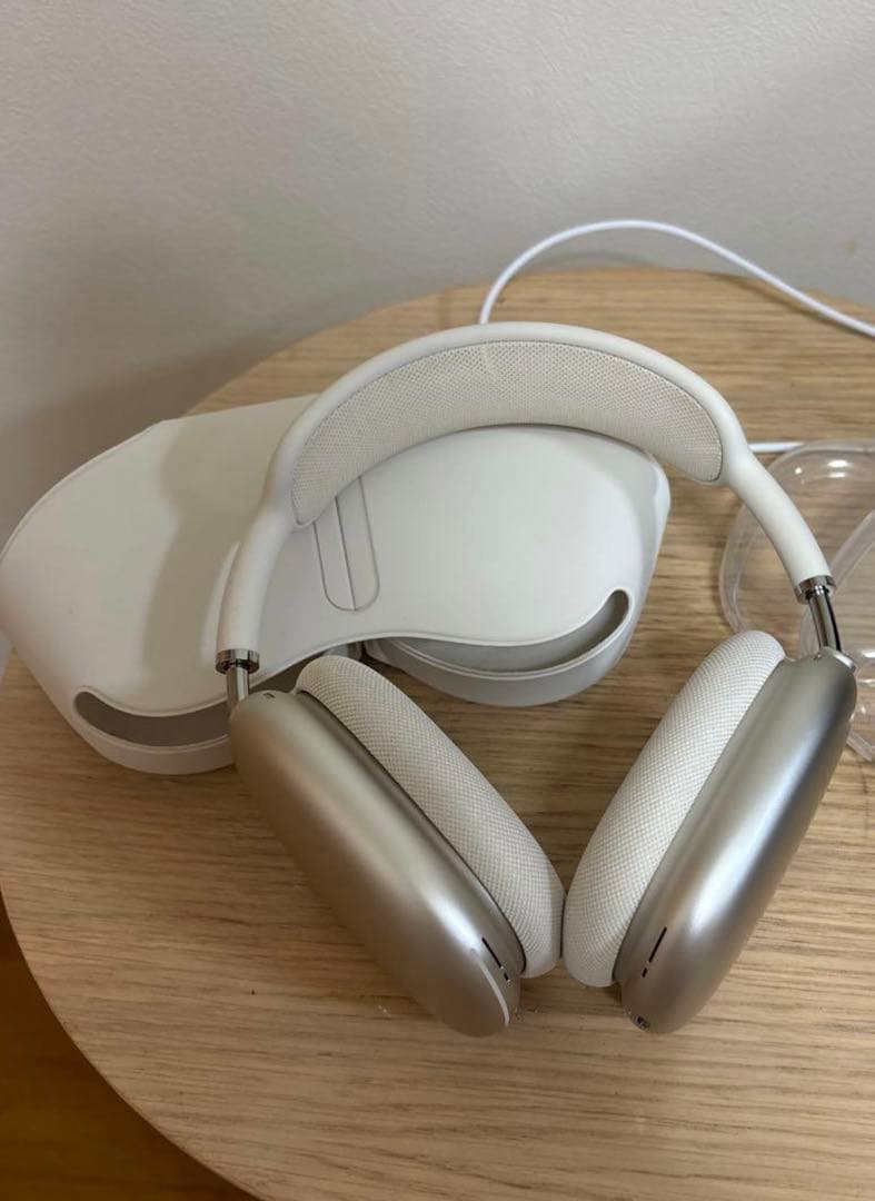 Apple AirPods Max スターライト　USB-C