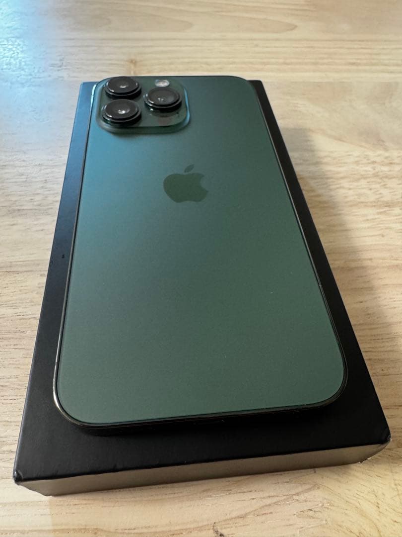 【極美品】Apple iPhone 13 Pro アルパイングリーン128GB