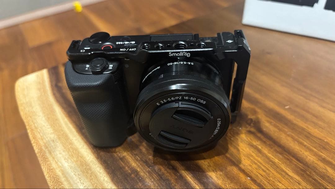 SONYZV-E10ダブルズームレンズキット望遠レンズ付リグソニーvlogカメラ