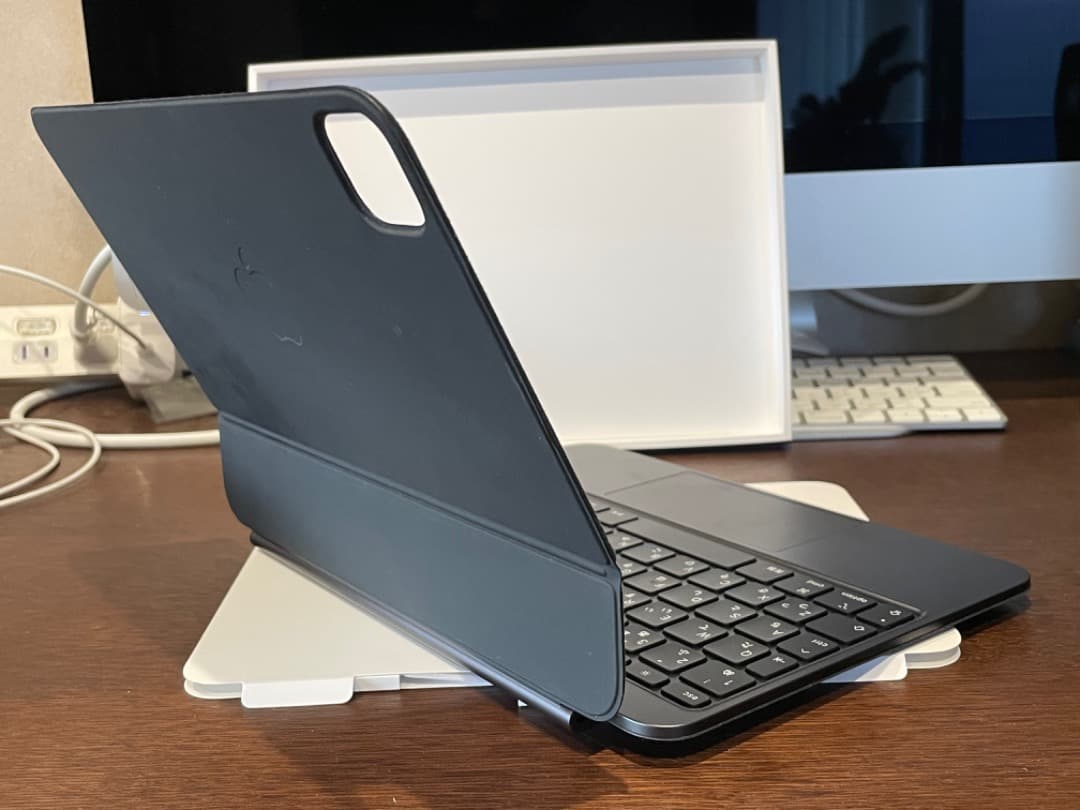 ✨年末特価　Apple iPad Magic Keyboard ブラック