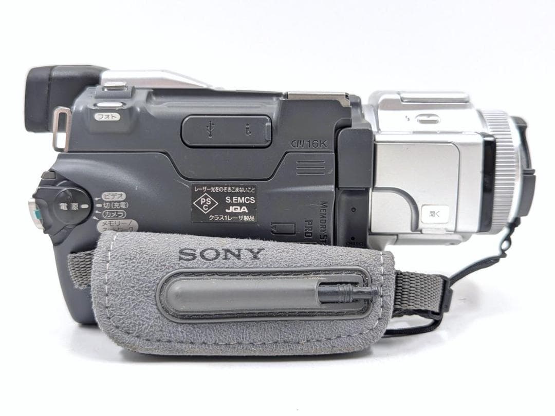 miniDVのダビングに！ SONY ビデオカメラ DCR-TRV70 02