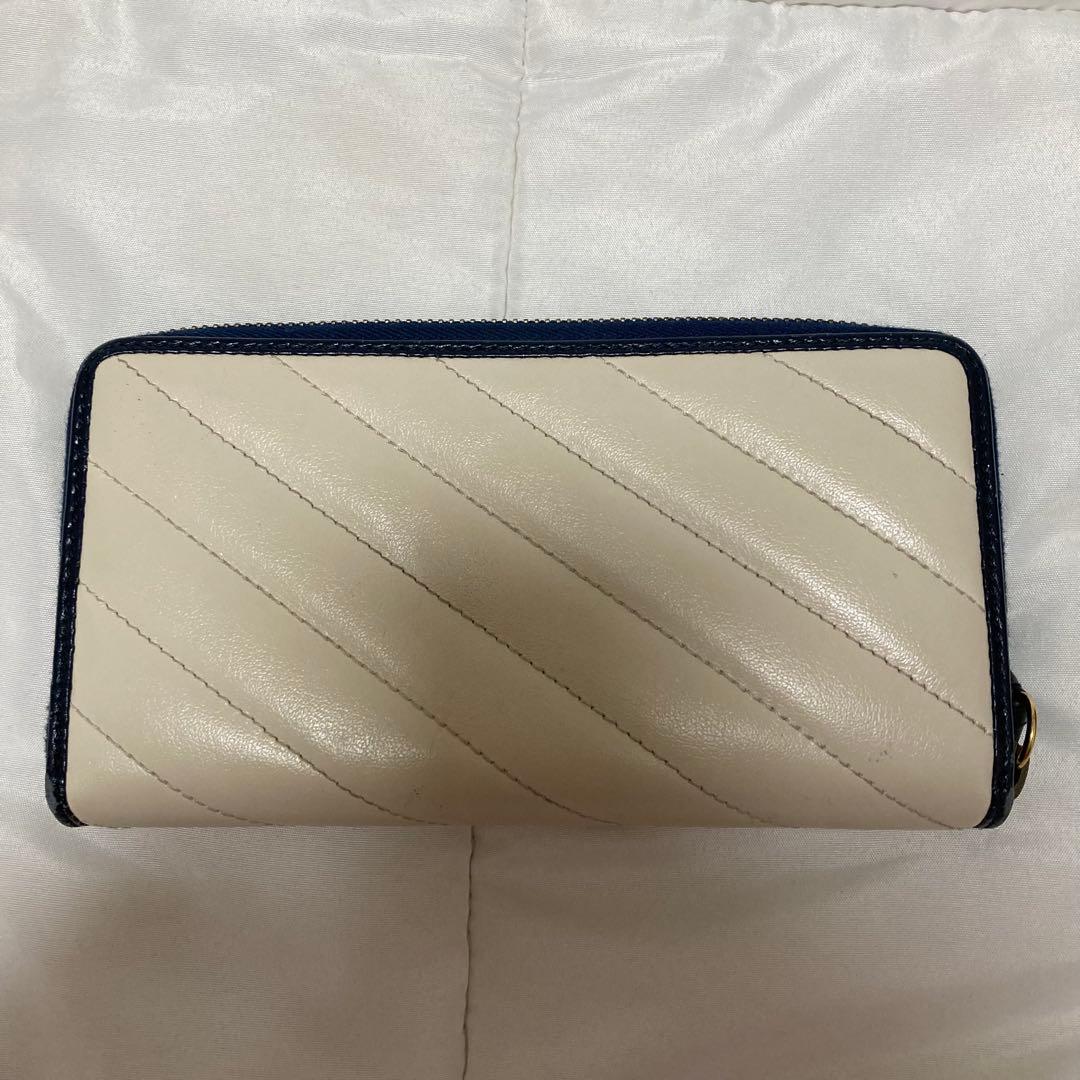 GUCCI レザー　グッチ　GGマーモント　ラウンドファスナー長財布　レザー