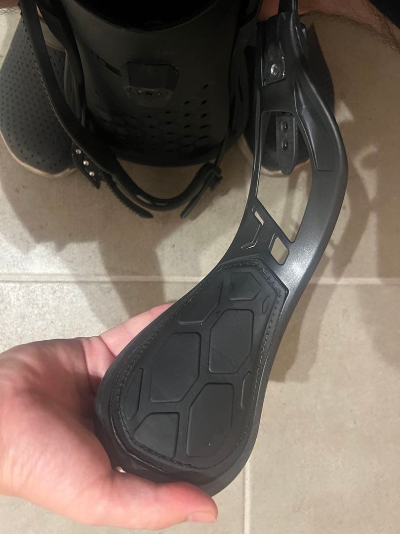 UNION STRATA スノーボード　ビンディング