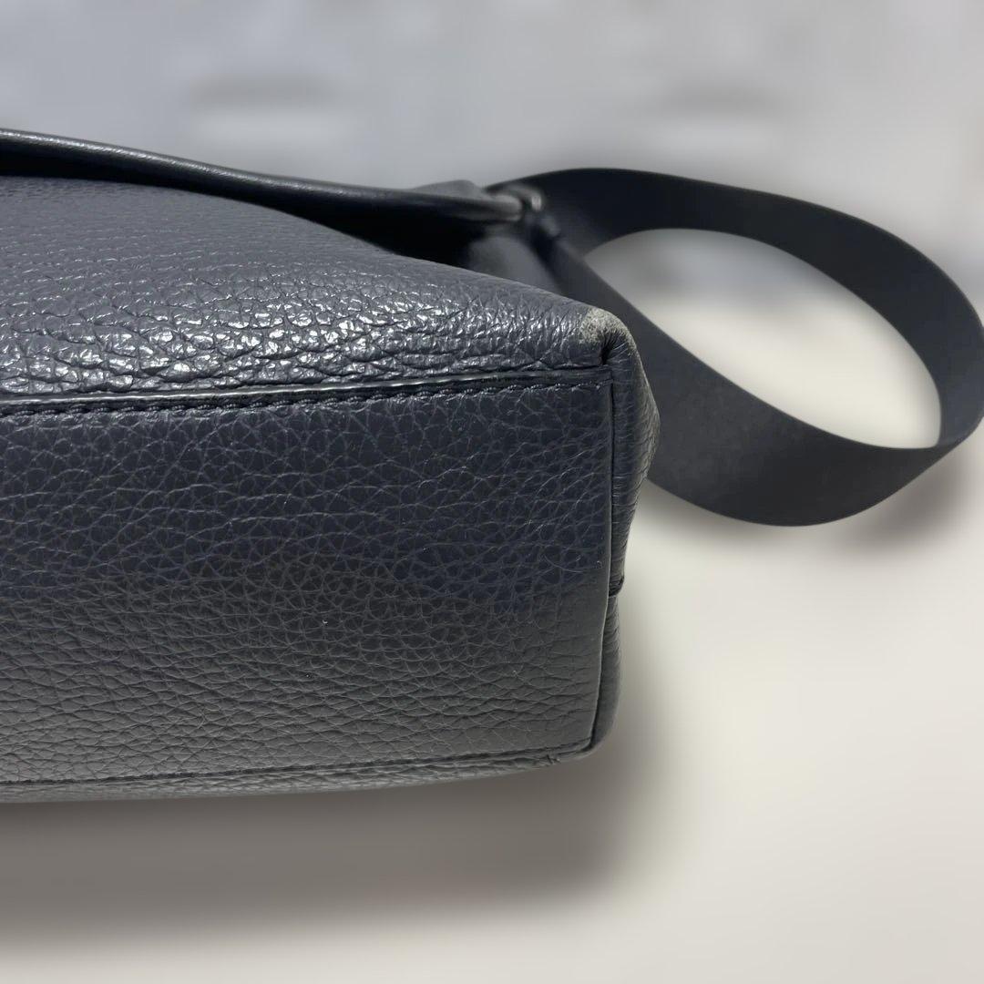 コーチ　coach メッセンジャー　ボンド　ペブルド　レザー　ショルダー