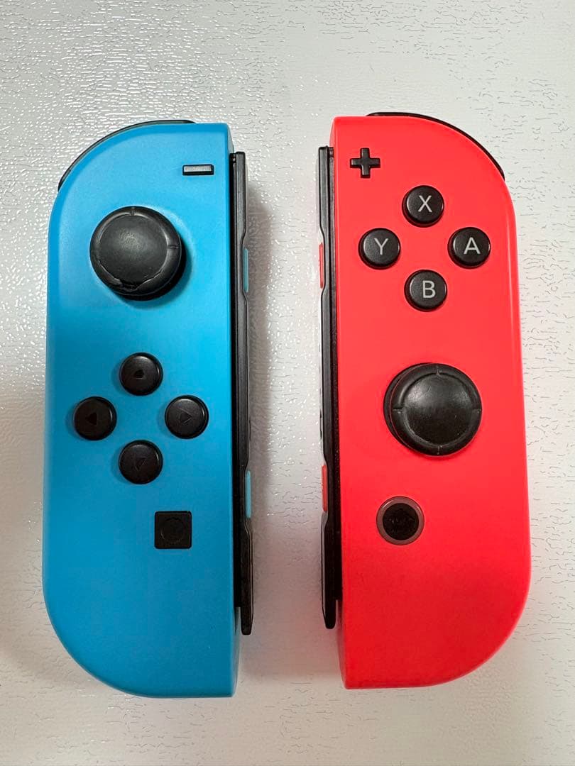 Nintendo Switch 本体　Joy-Con 付属品
