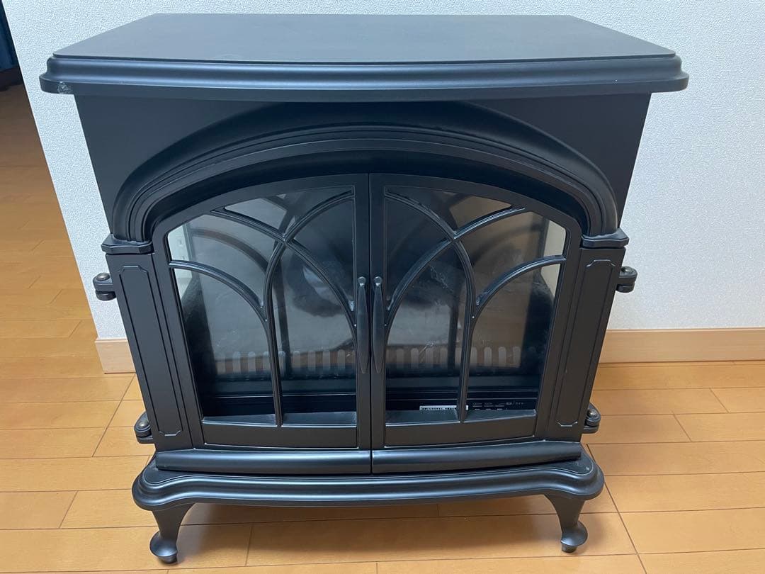 ニトリ　暖炉型　ワイド　ファンヒーター