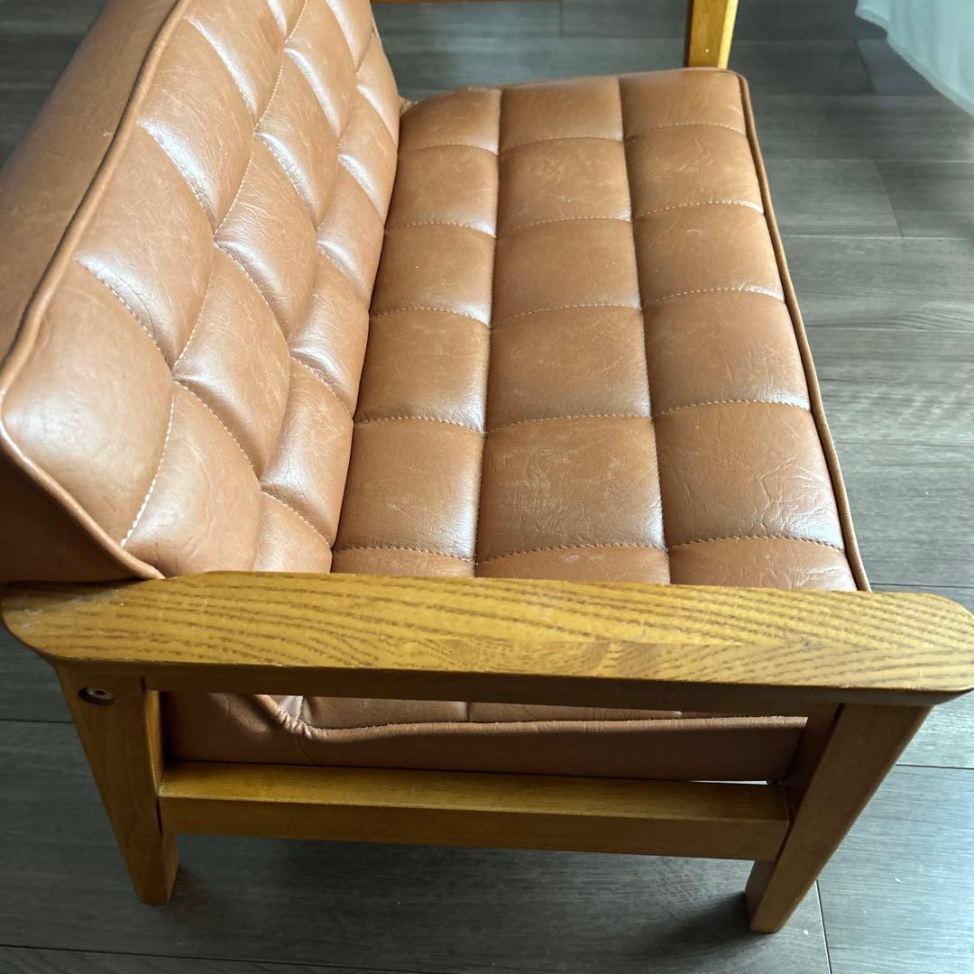 カリモク家具　キッズブラウンレザーキルティングソファ