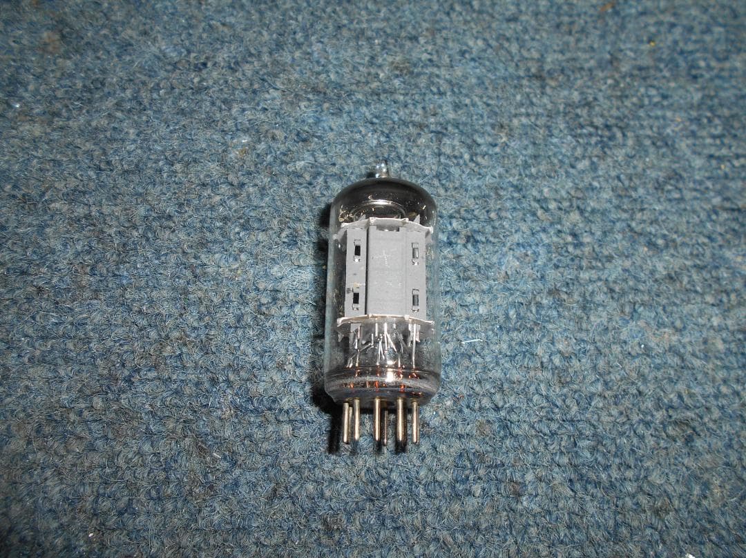 ELEFUNKEN　ECC 83　真空管　リブプレート　ダイヤマーク　ジャンク