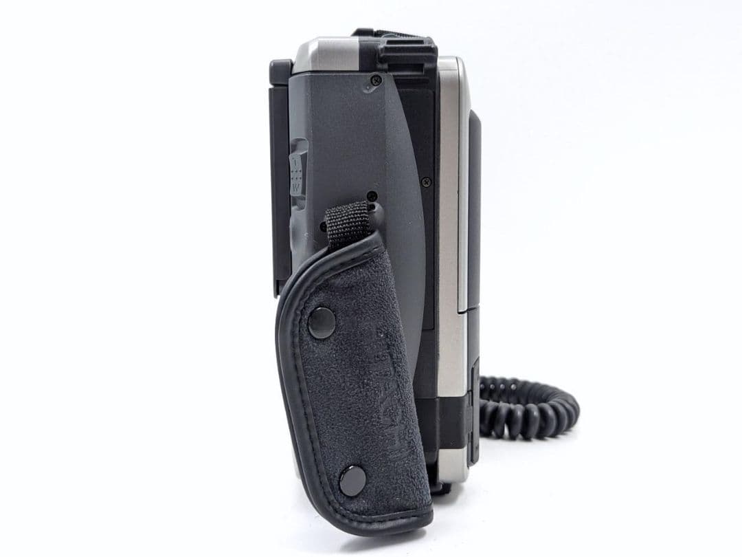 8mmテープのダビングに！ HITACHI ビデオカメラ VM-H200L